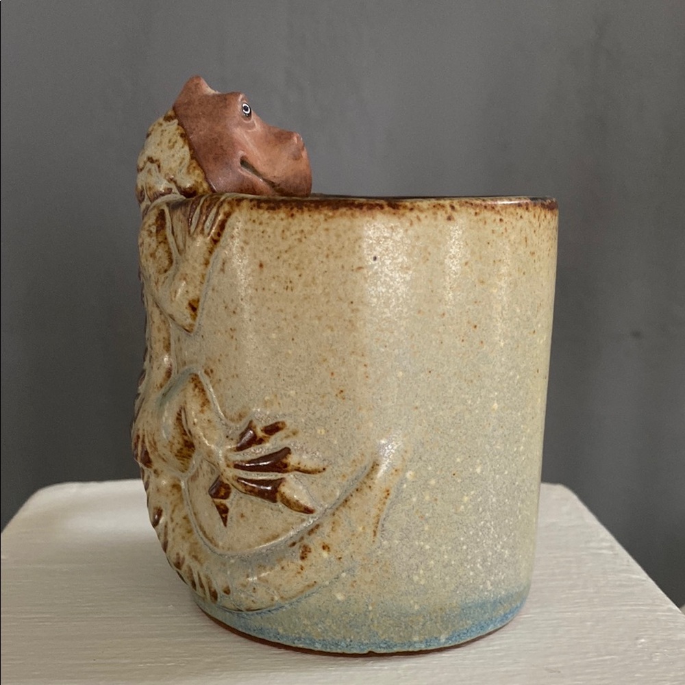 Vintage Stoneware Japan Sea Creature Lizard 3D Mug Coffee Cup - Picture 5 of 9